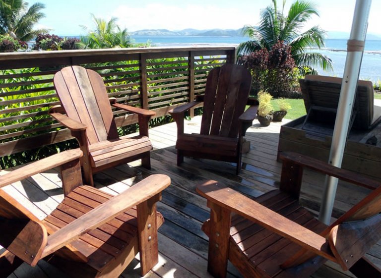 deck-chairs-sun